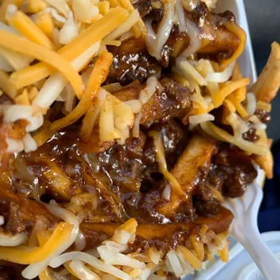 Chili cheese fries