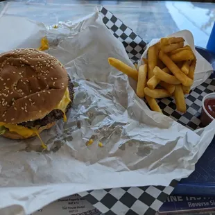 Double Cheeseburger