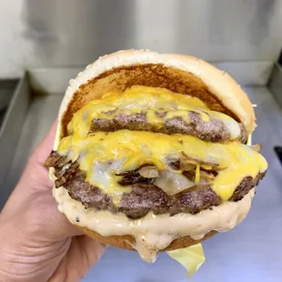Double Cheeseburger