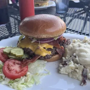 Bacon Cheeseburger