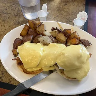 Bacon Eggs Benny