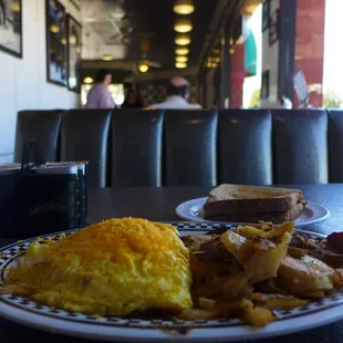 Denver &amp; Cheddar Omlette