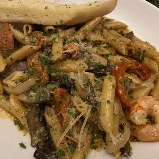 Argentina Shrimp Pasta