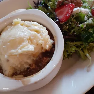 Shepherd&apos;s pie