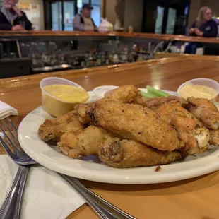 Fish fry and wings