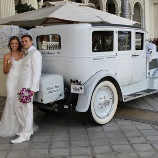 Destination wedding Hawaii at Moana Surfrider - Waikiki