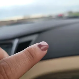 5 days after my gel manicure, all of my nails are peeling. It is constantly getting caught on my hair. Waste of $33