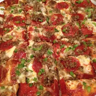 Jumbo 15&quot; Classic pizza minus the mushrooms, add bacon.