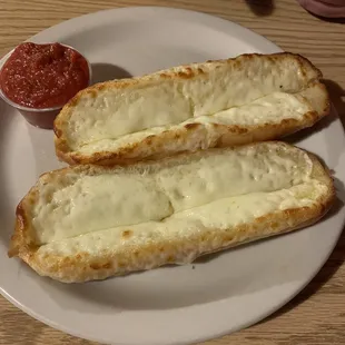 Garlic Wedges with cheese and dipping sauce