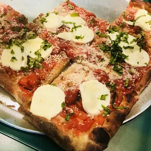 Summer Pizza - IMO it&apos;s the best slice here.