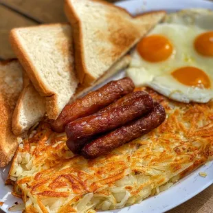 a plate of breakfast food