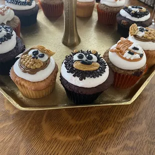 Classy Girl Cupcakes - Woodland Cupcakes