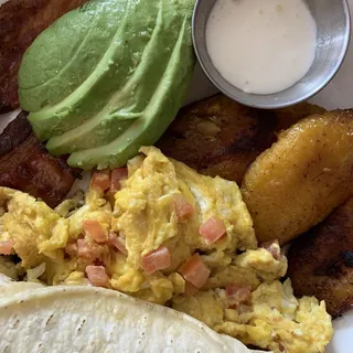 Guatemalan Tradicional Breakfast