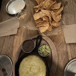 Queso &amp; Chips