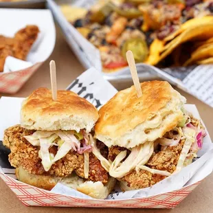 chicken, poultry, bbq wings, fried chicken wings, bbq chicken, chicken wings and fried chicken, food, fried chicken, chicken wings