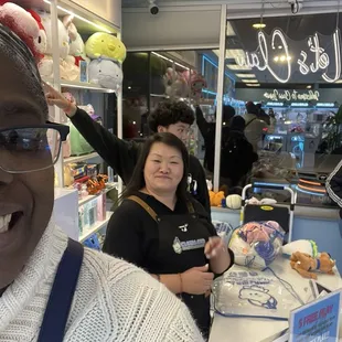 The staff at claw land she was so nice to my family