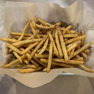 Truffle Garlic Butter Fries: Good, but only tasted like it was seasoned with salt and light truffle salt.