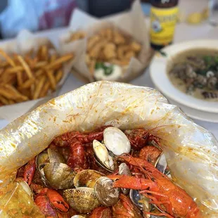 3lbs meal deal, 8/10  Coconut snails, 6/10