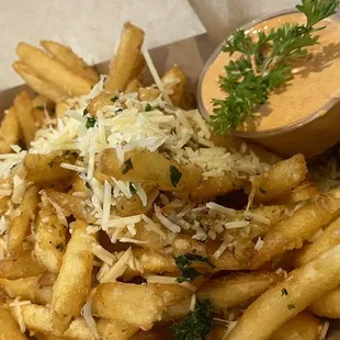 The best garlic Parmesan fries ever