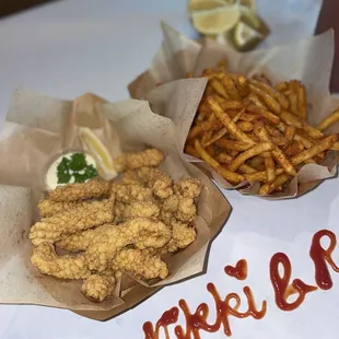 2 appetizers that comes with the 3lb meal deal