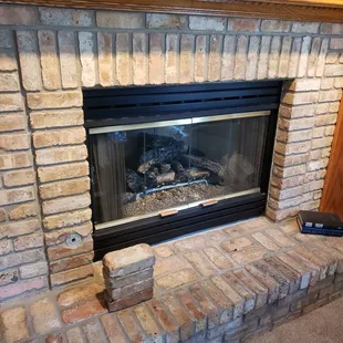 Traditional Fireplace Before Photo
