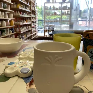 Painting a mug!