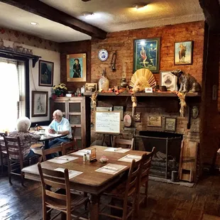 ramen and noodles, interior