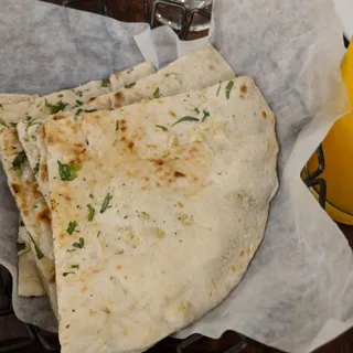 Garlic & Basil Naan