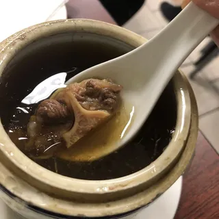 66. Oxtail with Herbal Soup