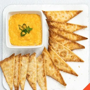 Buffalo Chicken Dip with Flatbread Chips