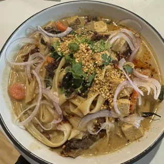 Oyster mushroom Thai curry