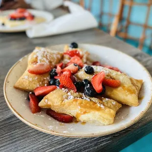 Beignets &amp; Berries