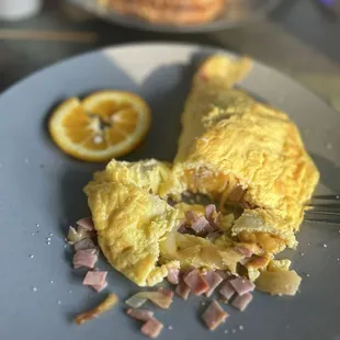 Western omelette (no peppers).  Absolutely fresh and delicious!!!