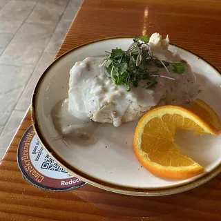 Biscuit and Gravy