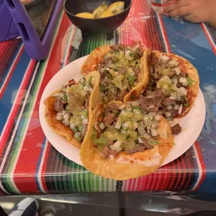 Asada tacos with cheese