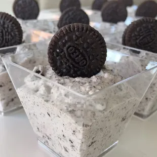 Oreo Mousse 2oz shot