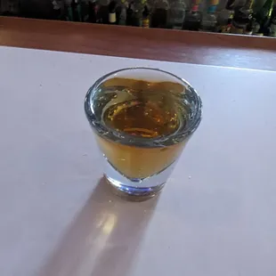 drink, oysters and mussels