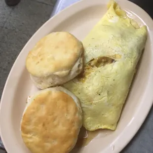 Western omelette with homemade biscuits