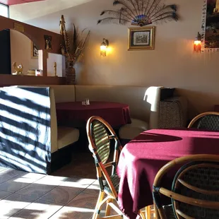 Nice little quite place with a little flavor. Kinda fun and has som culture