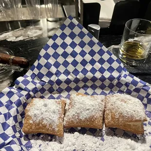 Fresh Beignets :)