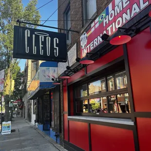 the front of cleo&apos;s