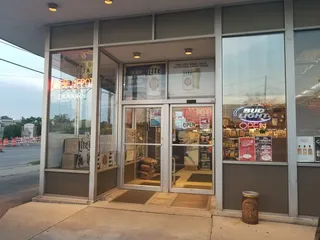 Hales Corners Beer & Liquor Depot