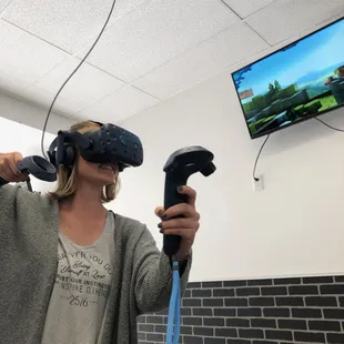 We use top notch computers with GTX 1080 graphics cards and HTC Vive Pros, the best on the market to date!
