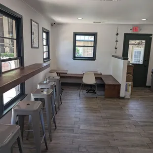 sushi and sashimi, interior