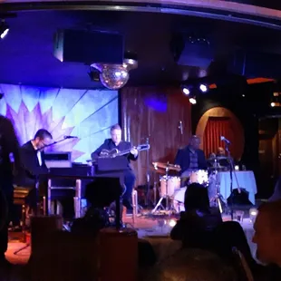 Trio was excellent. Great to watch masters at work and having fun.