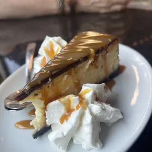 Turtle cheesecake