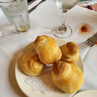 Delectable rolls