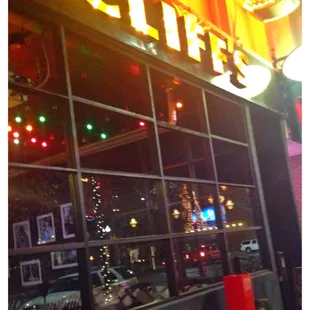 the outside of the restaurant