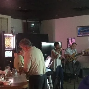 Jazz on Thursday nights. Great band-good singers too! I&apos;m impressed :)