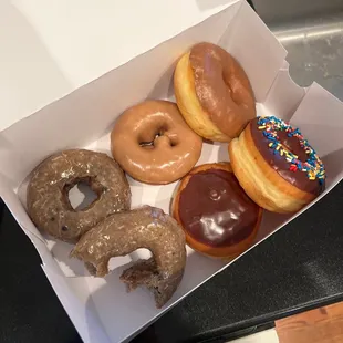 Blueberry, caramel, Bavarian, sprinkles